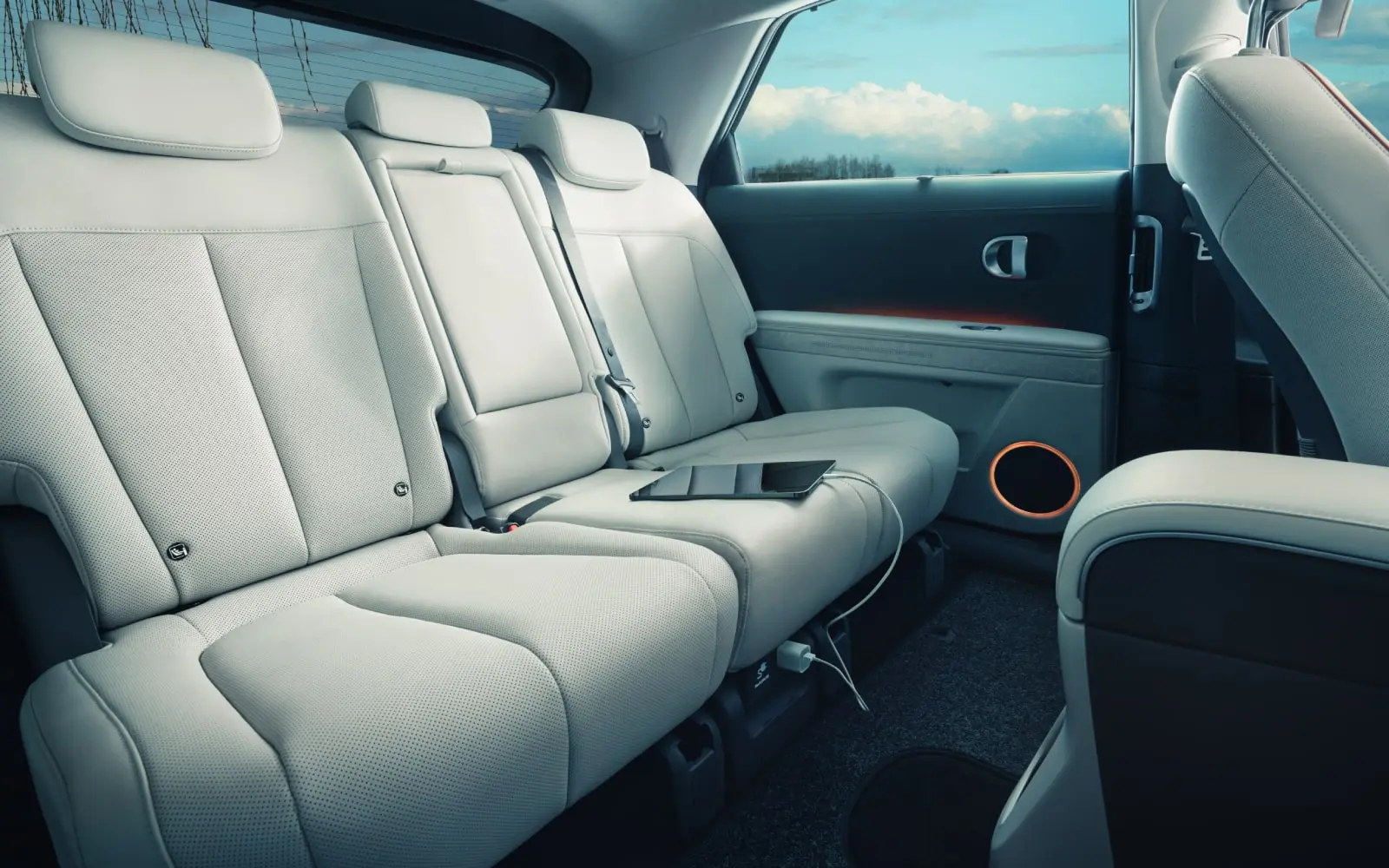 Ioniq 5 Interior V2l