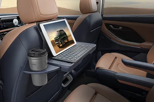 Itdeviceholderandretractablecupholder