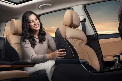 Tech Passenger Seat Walk In