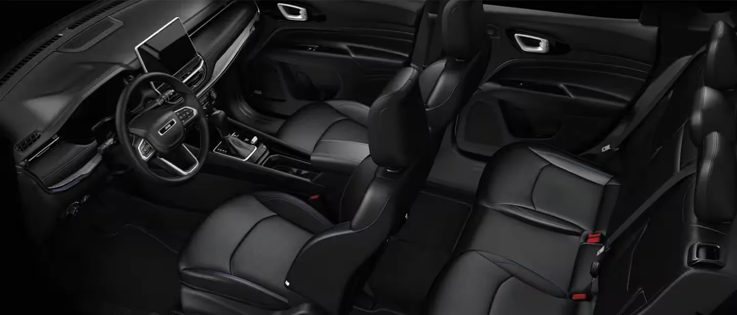 My26 Jeep Compass Gallery Interior 4 V2 Desktop.jpg..1440