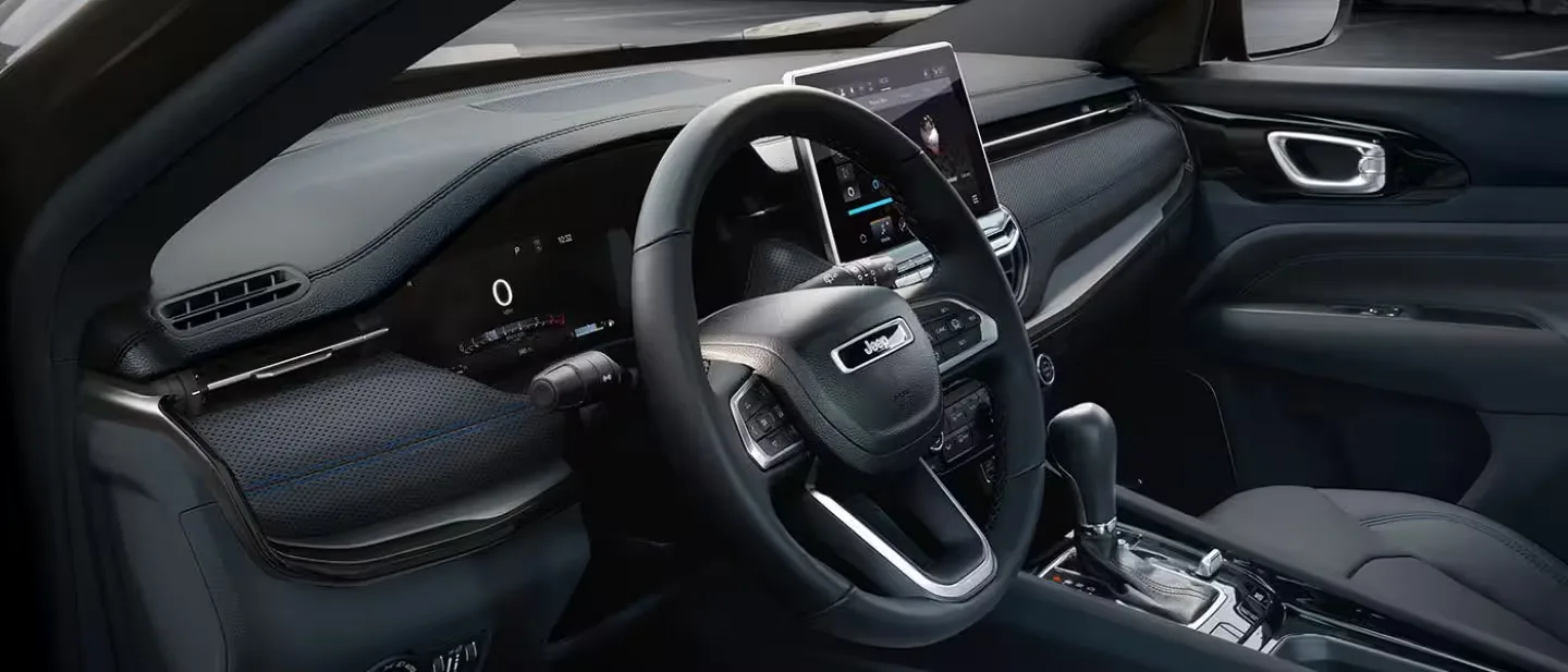 My26 Jeep Compass Gallery Interior 3 Desktop.jpg..1440