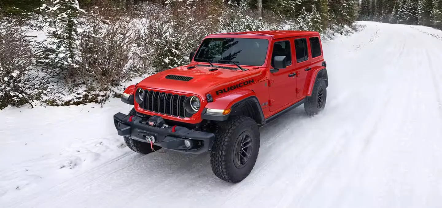 My26 Wrangler Gallery Expanded Exterior 3 Desktop V2.jpg..1440