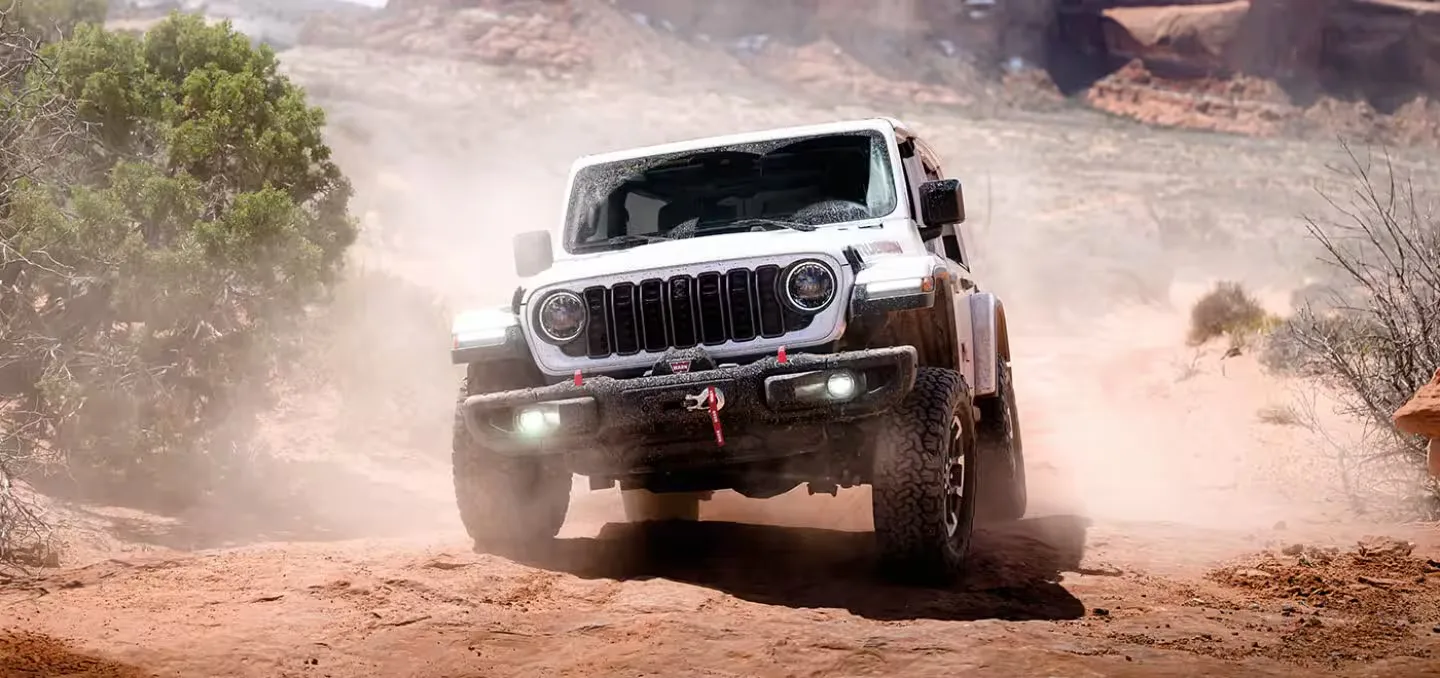 My26 Wrangler Gallery Expanded Exterior 5 Desktop V1.jpg..1440