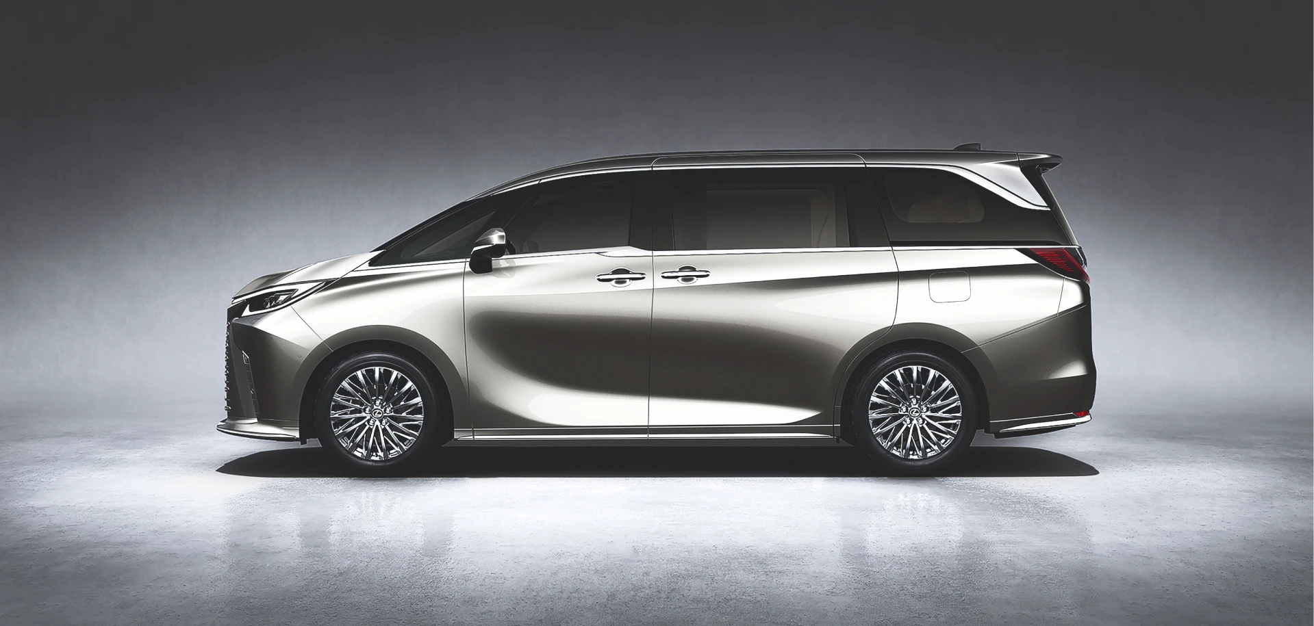 Exterior 7seater Titanium Des 1 5x