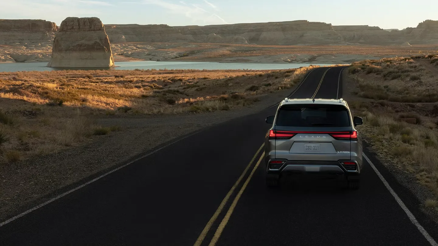 Lexus Lx Gallery 7 Desktop 1440x810 Lex Lxh My25 0010
