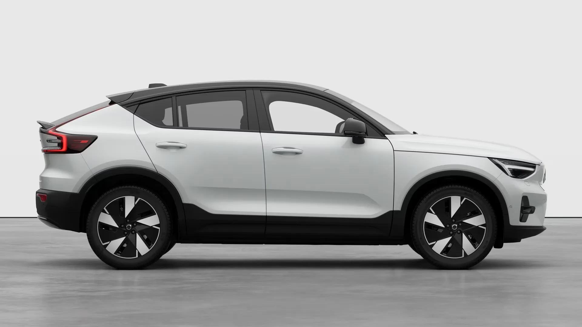Exterior Studio Right 8ef734d66a01b00ba835e24c07a3c0b50f1fc06c